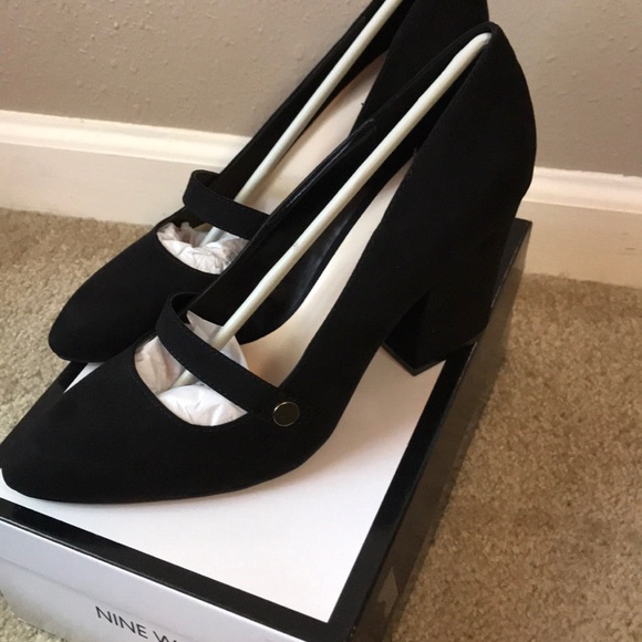 Nine West “saaro” in black suede. NIB - Picture 3 of 4